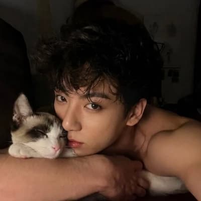 Jeon Jungkook thumbnail