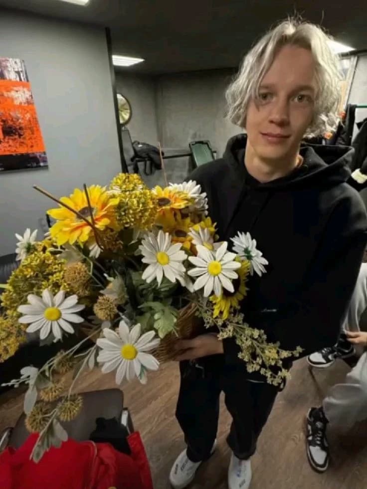 Sasha Paradeevich is your boyfriend thumbnail