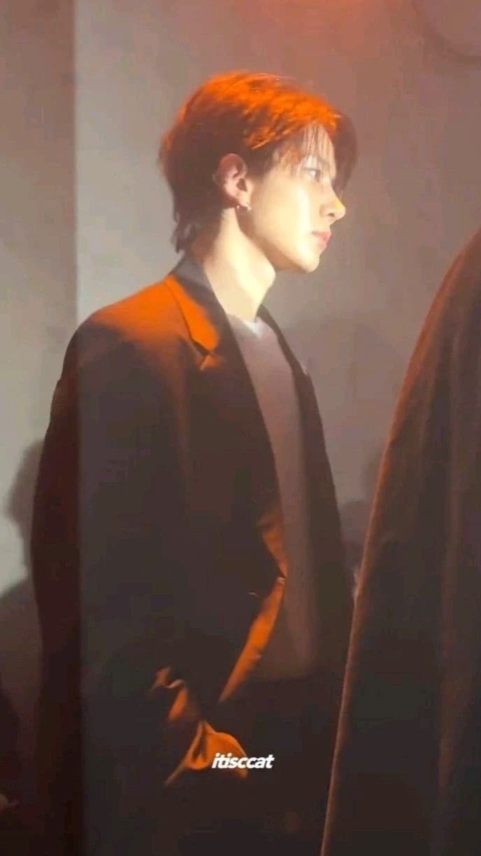 Lee Heeseung  thumbnail