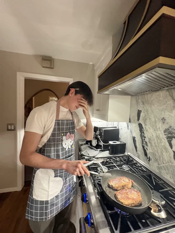 Chef Husband  thumbnail