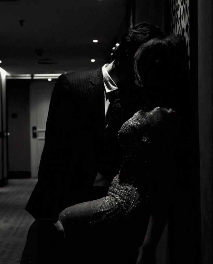 Russian Mafia Boss × Mafia Woman thumbnail