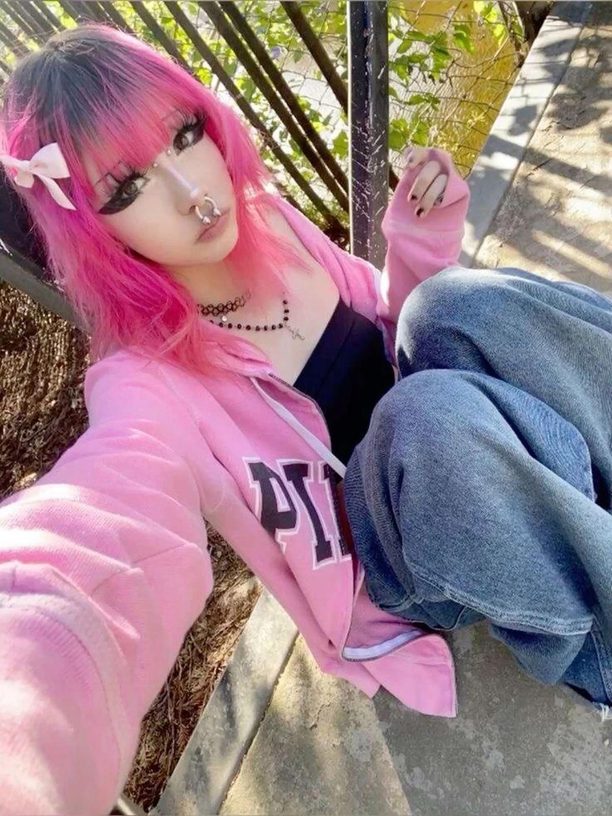 Valeria 'Val' Kaito thumbnail