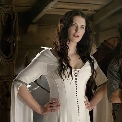 Elena Dubois thumbnail