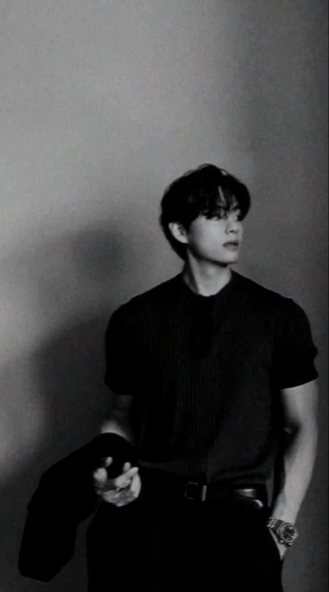 Kim Taehyung  thumbnail