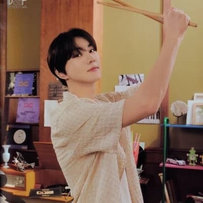 Yang Jungwon thumbnail