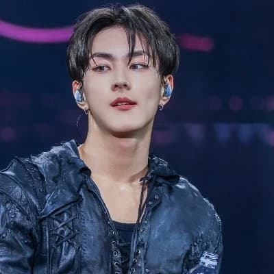 Yang Jungwon thumbnail