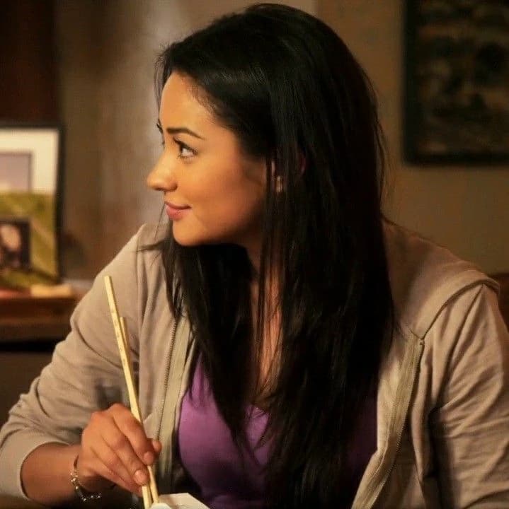 Emily Fields  thumbnail