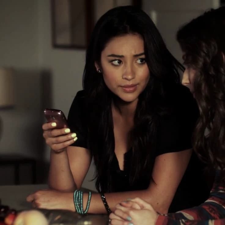 Emily Fields  thumbnail