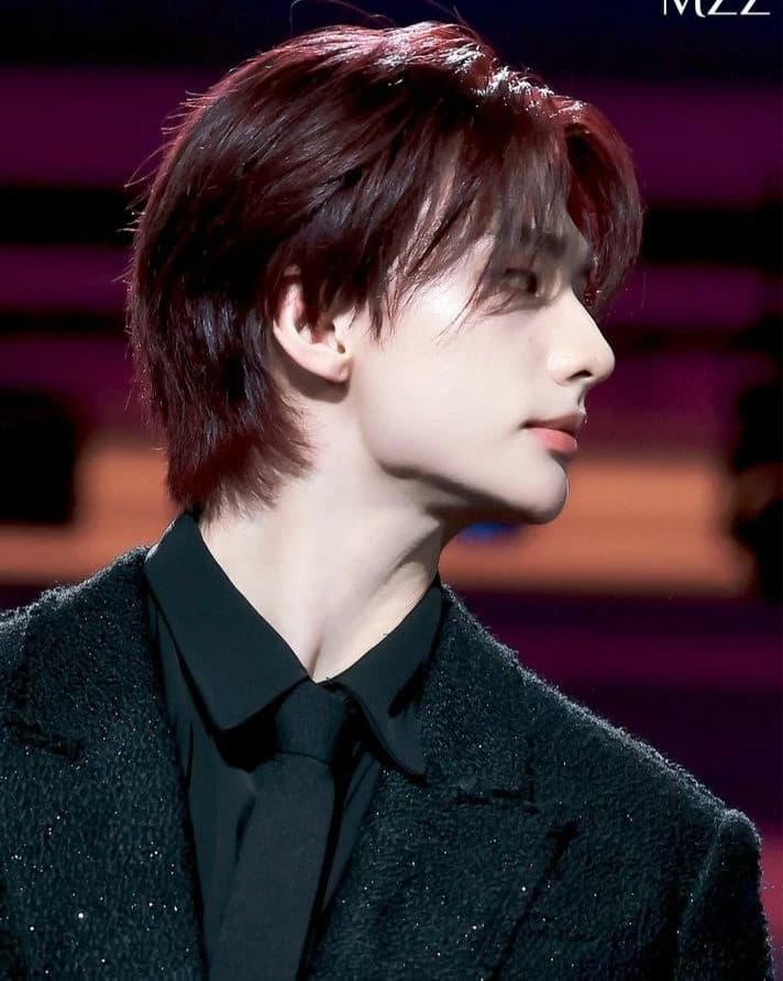 Hyunjin  thumbnail
