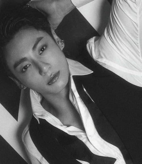Jeon Jungkook thumbnail