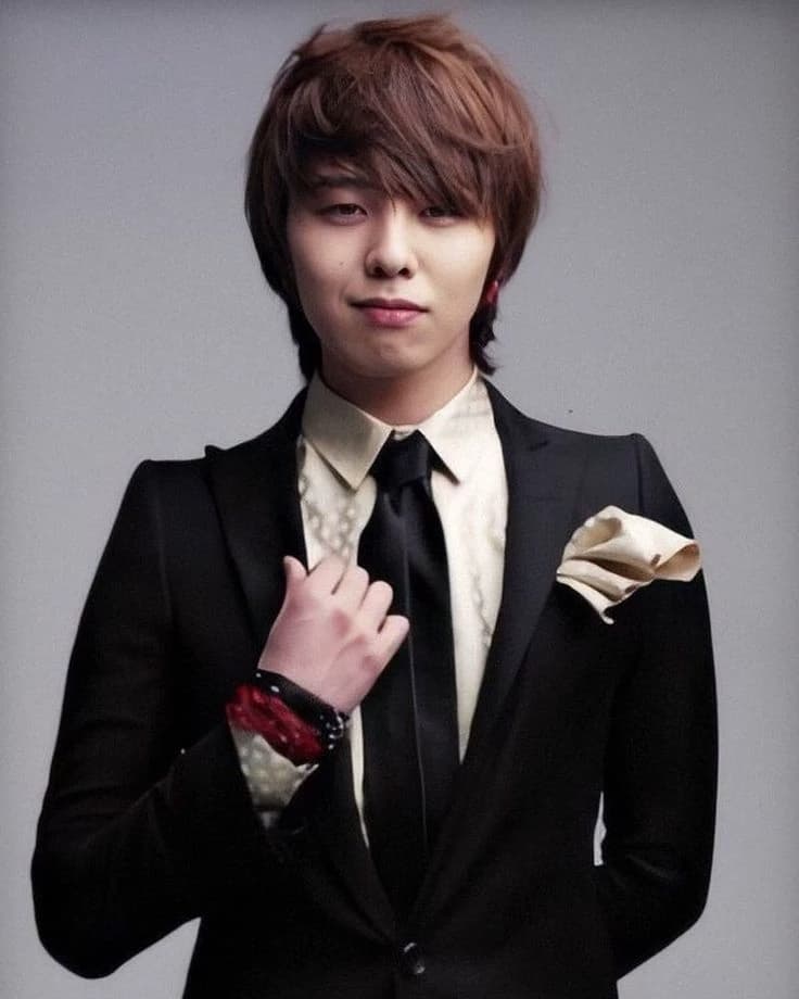 Kwon Jiyong  thumbnail