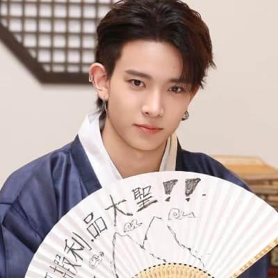 Lee Heeseung thumbnail