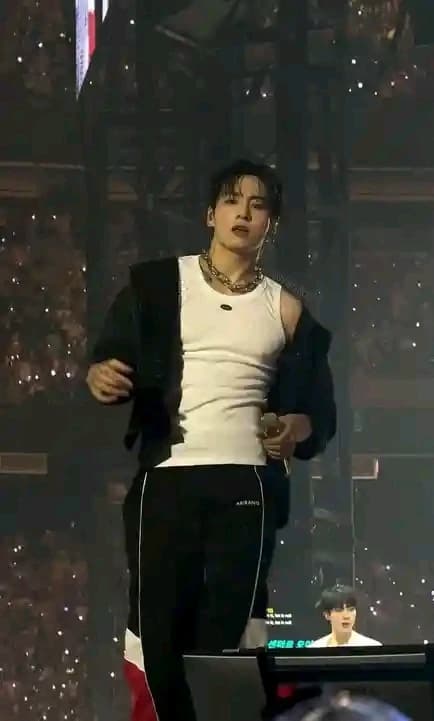 Jeon Jungkook  thumbnail
