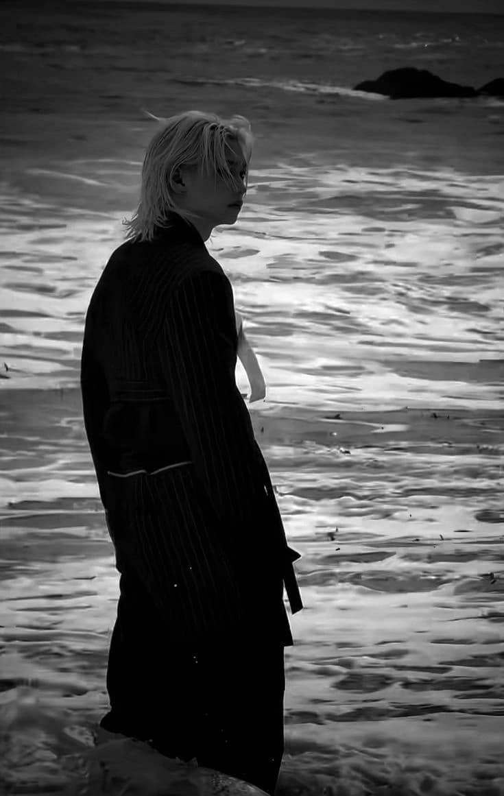 Lee Yongbook (Felix) | BL thumbnail