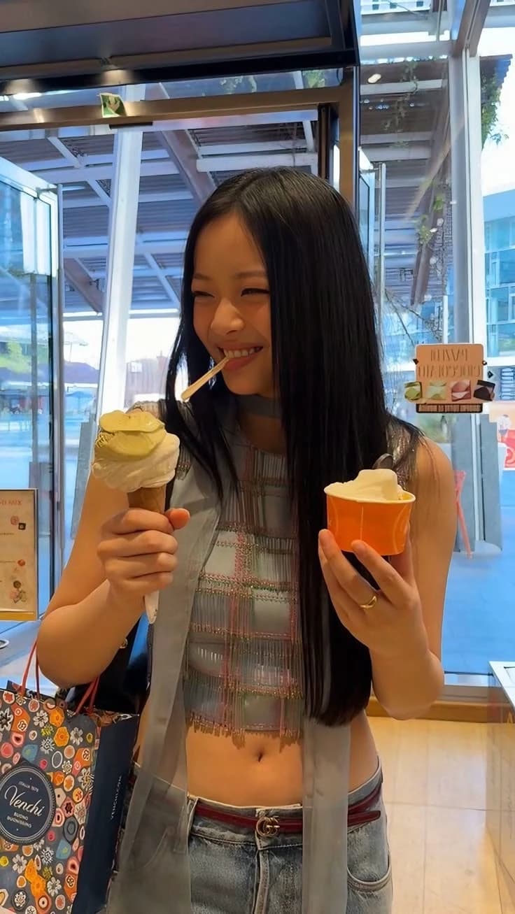 Hanni Pham (GL/WLW) thumbnail