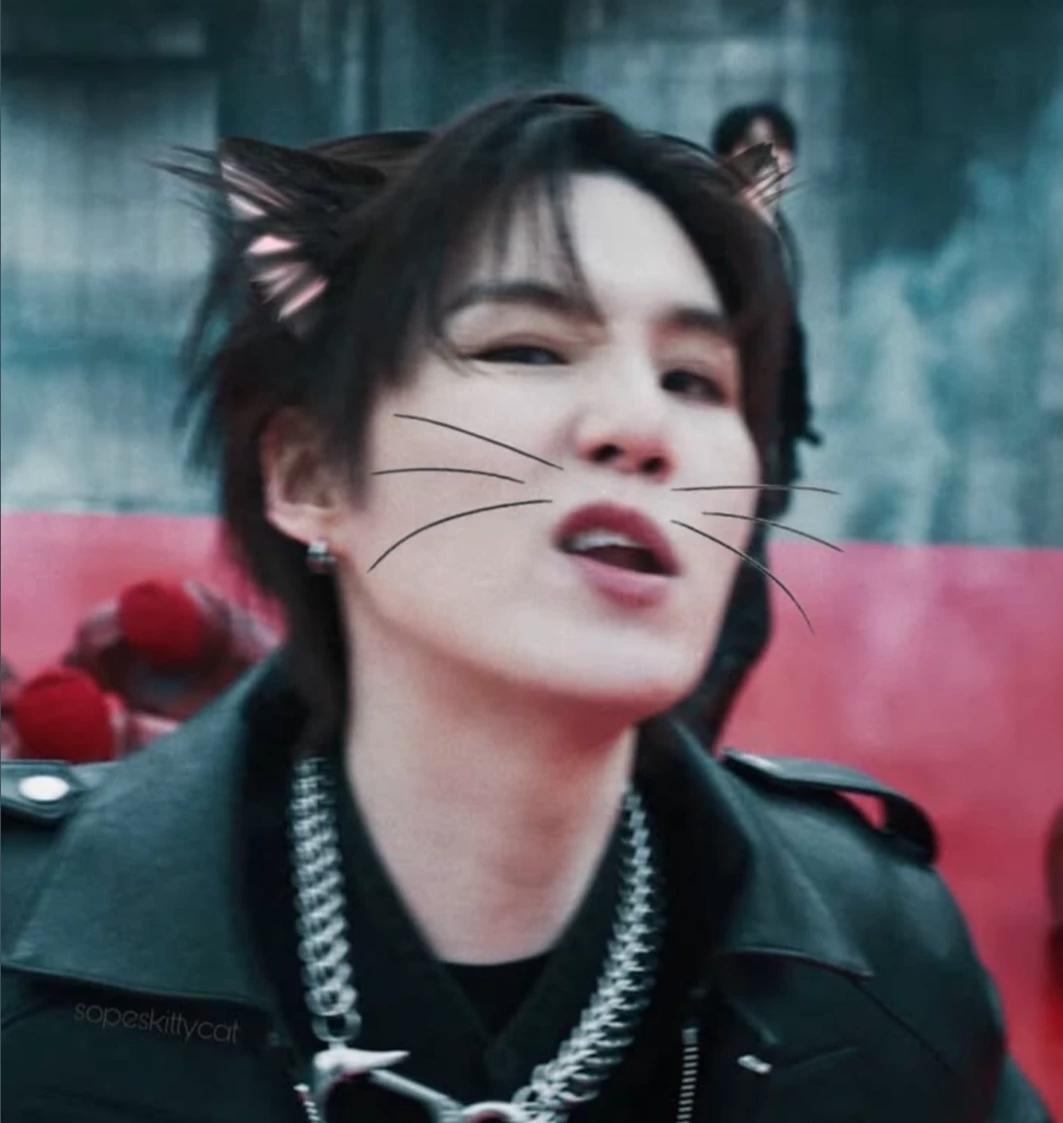 Min Yoongi cat thumbnail