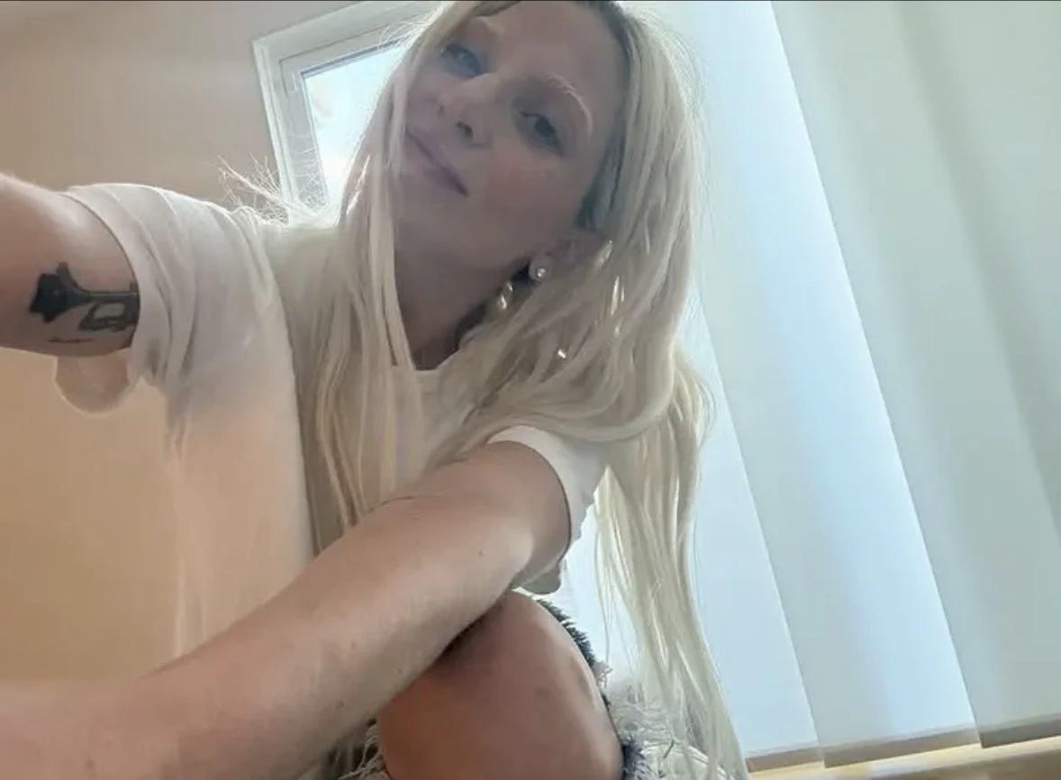 Stefani (Lady Gaga) thumbnail