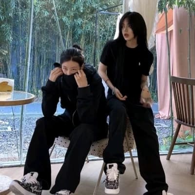 Rhea & Lyra, The Twin (wlw) thumbnail
