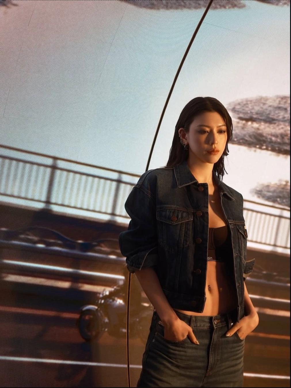 Ayaka Miyoshi thumbnail