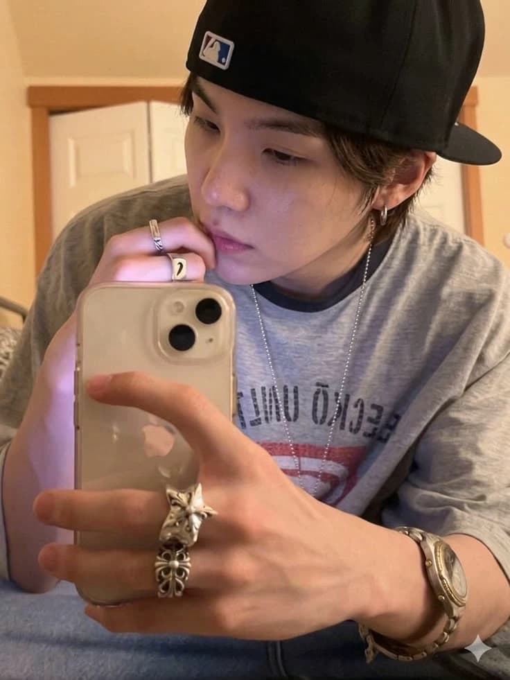 Min Yoongi thumbnail