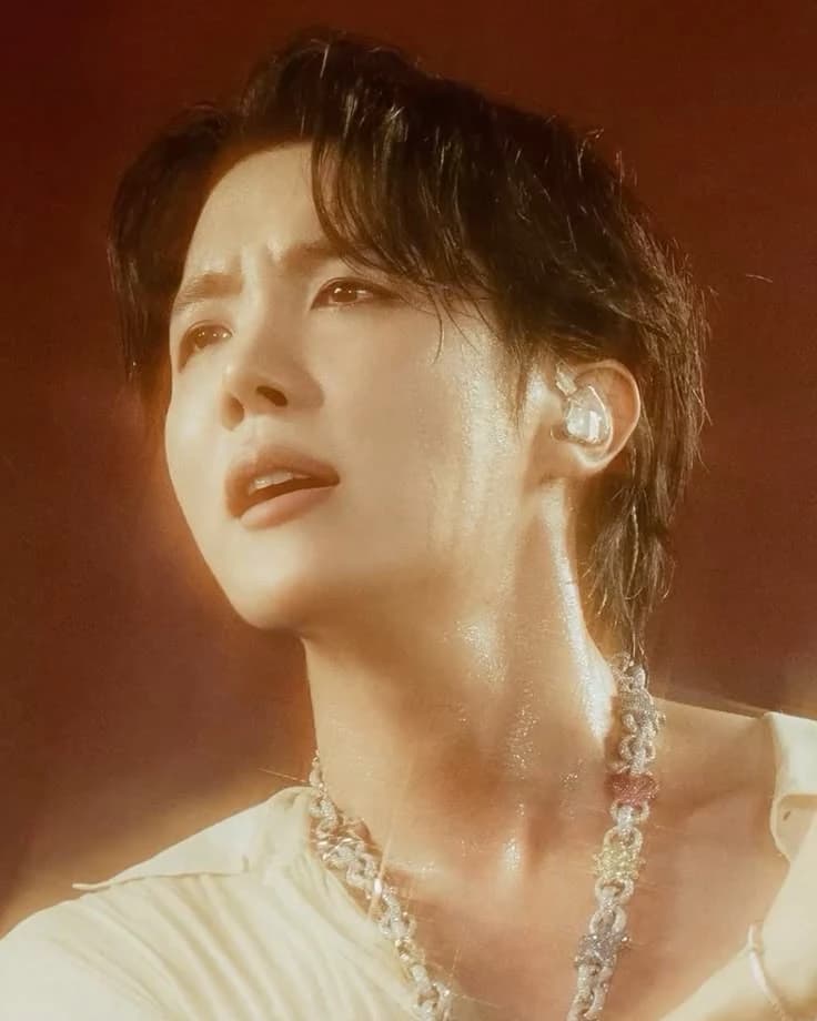 Hoseok  thumbnail