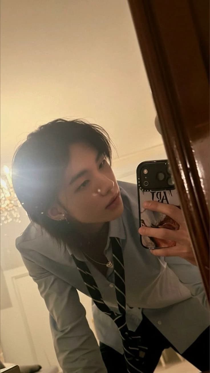 Hwang Hyunjin - Neighbour || Hyunlix thumbnail
