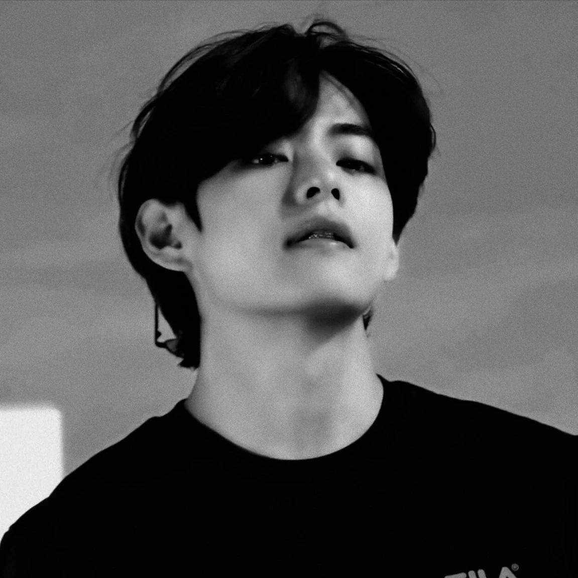 Kim taehyung thumbnail