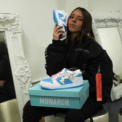 María Victoria  thumbnail