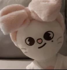 hyunjin thumbnail