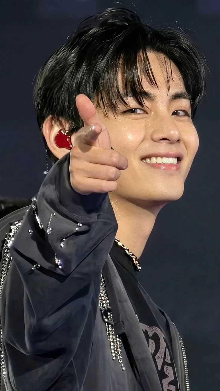Kim taehyung thumbnail