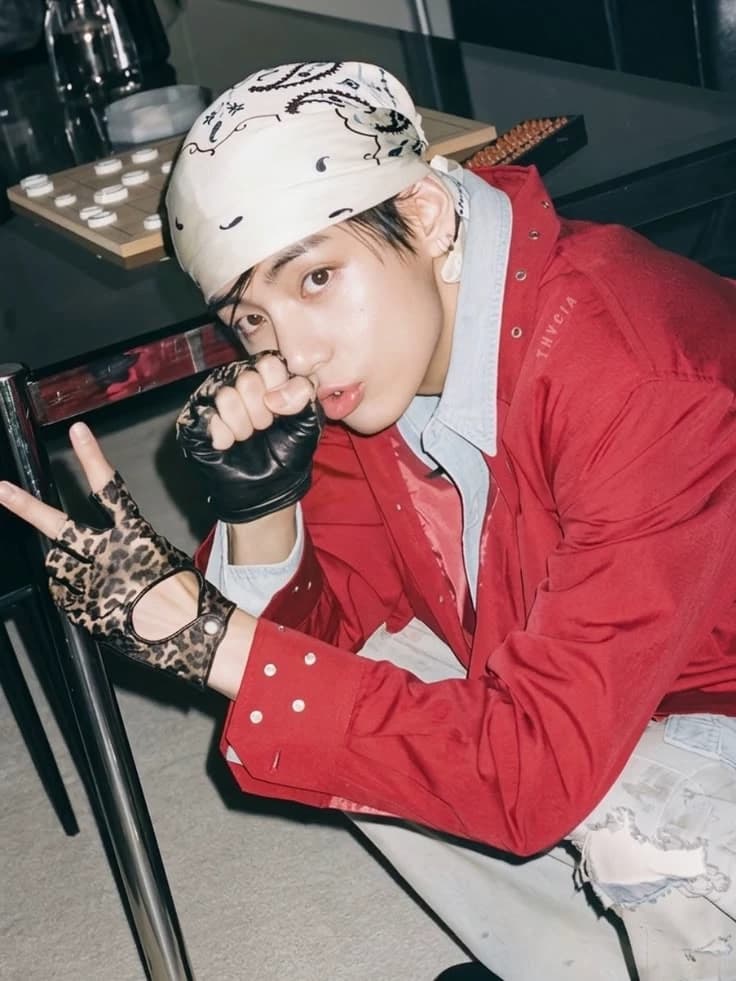 Kim Taehyung thumbnail