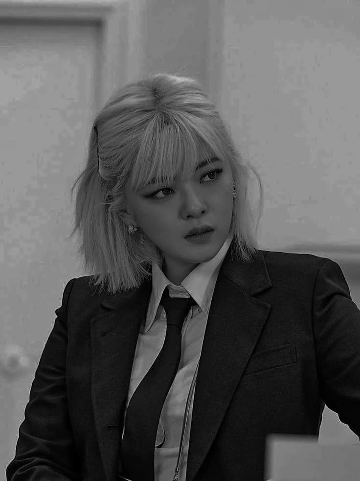 Jeongyeon(tu esposa alfa) thumbnail