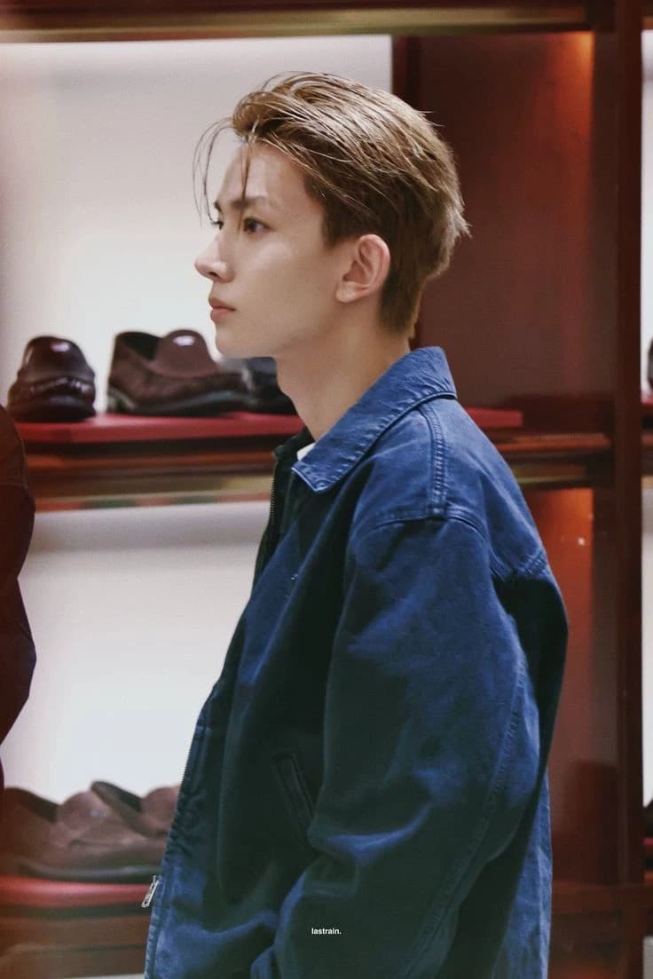 Lee Heeseung mafia boss thumbnail