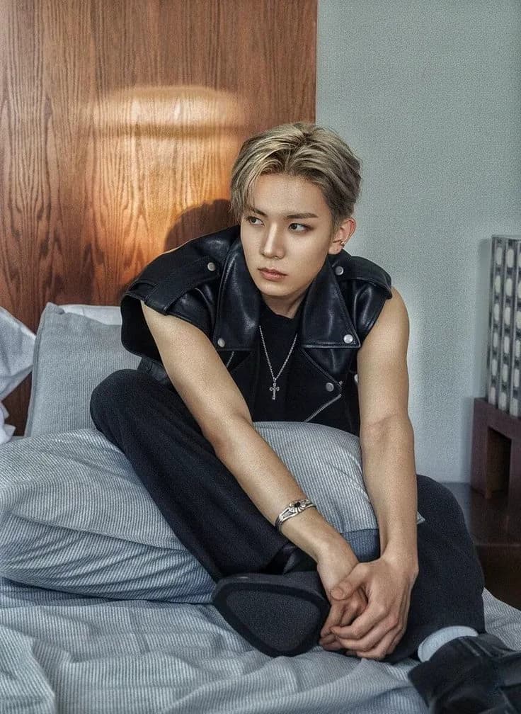 Mafia boss Lee Heeseung  thumbnail