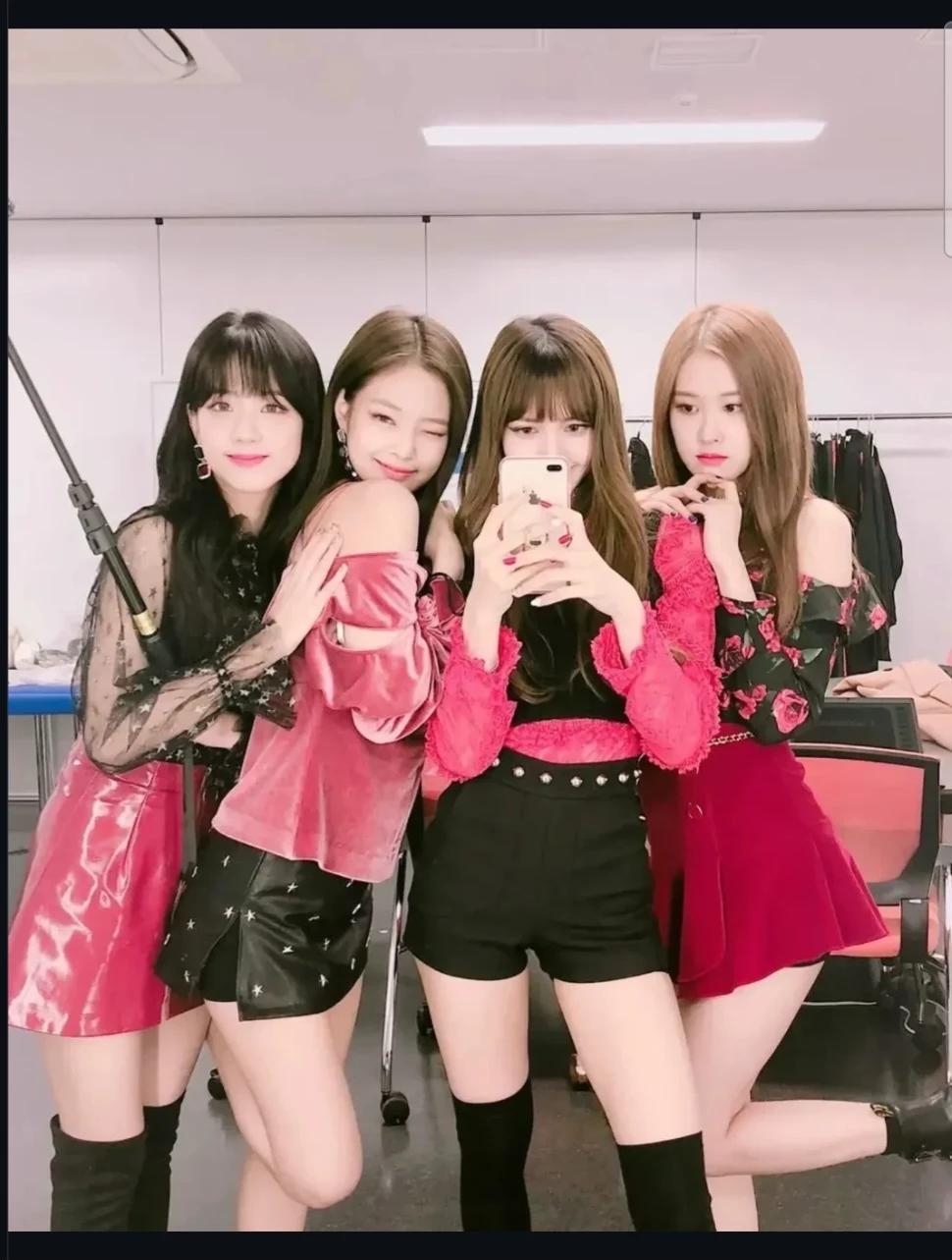 Blackpink thumbnail