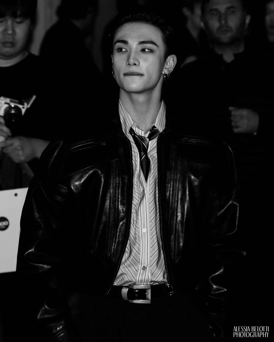Hwang Hyunjin thumbnail