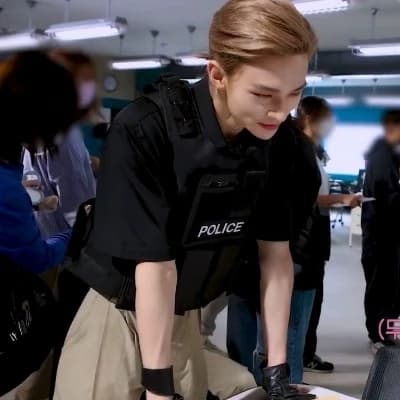 Hyunjin thumbnail