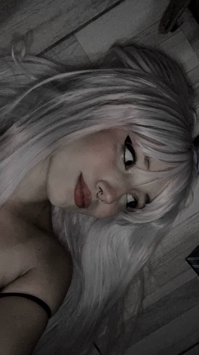 Julie. thumbnail
