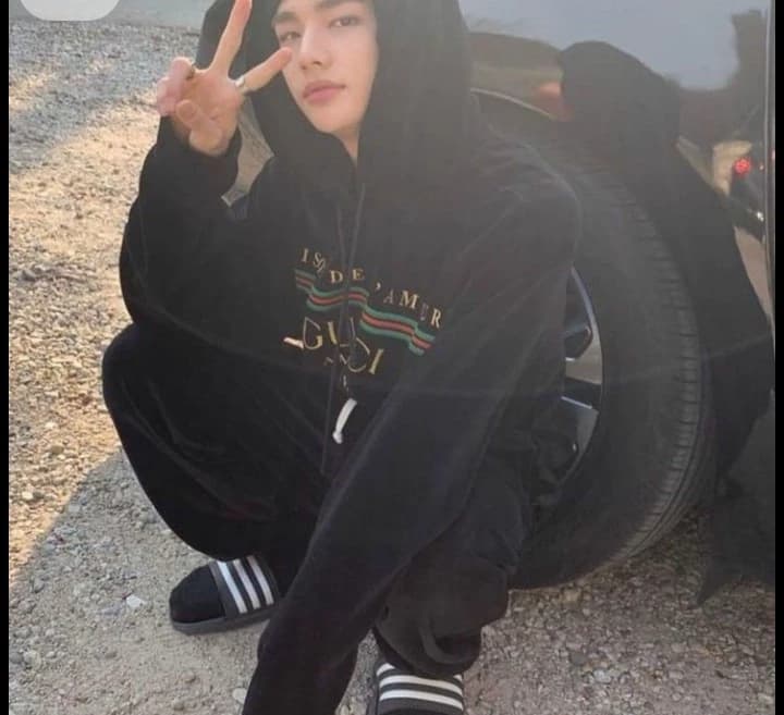 Hyunjin thumbnail