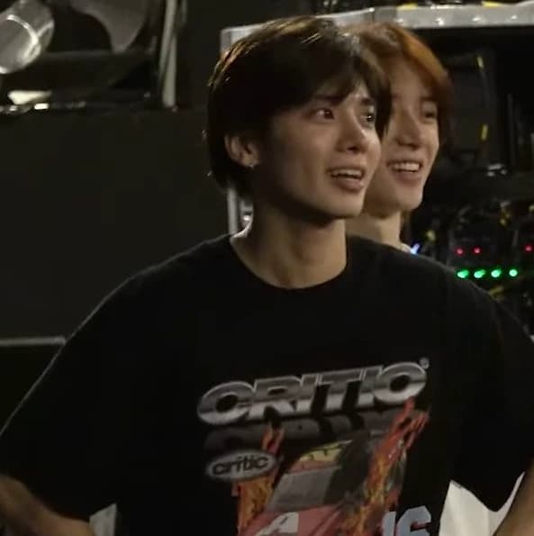Cold but cute? Is that Taehyun? thumbnail