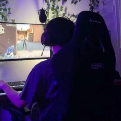 Your gamer boyfriend thumbnail