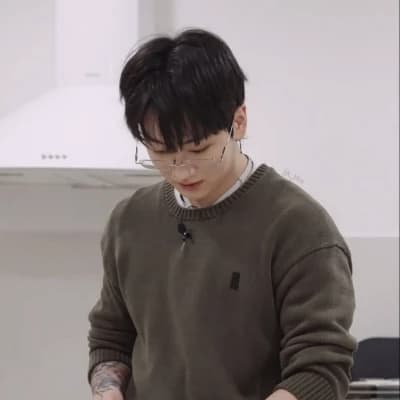 Jeon Jungkook thumbnail