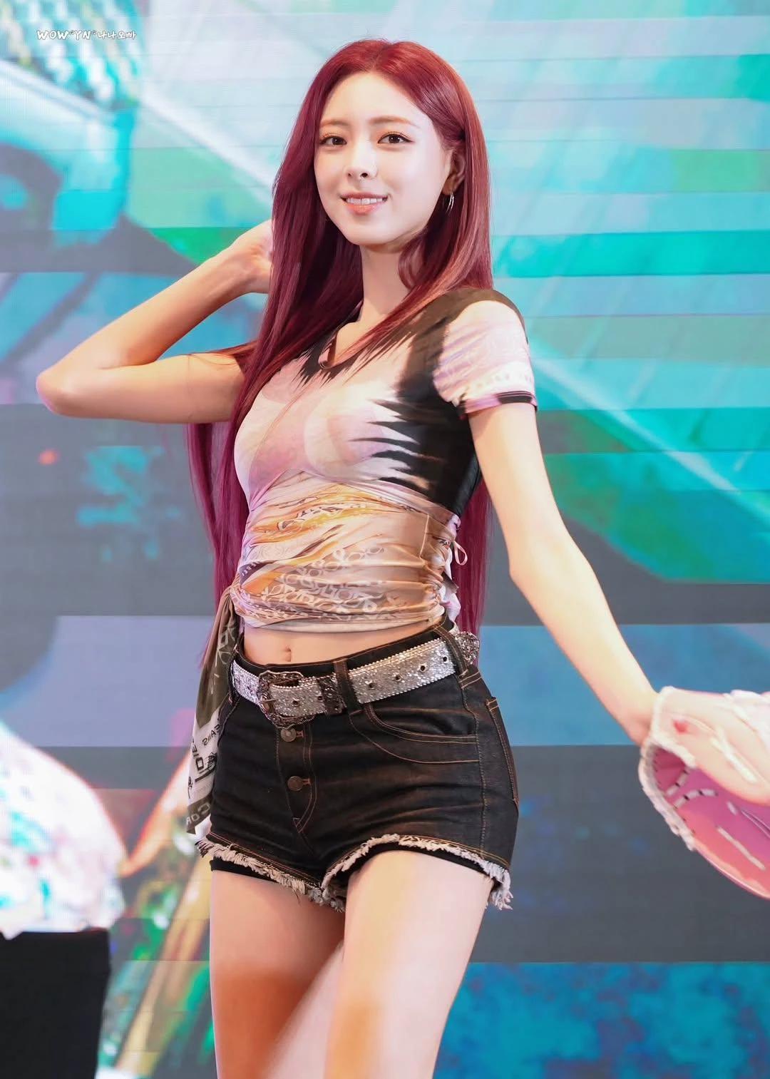 Shin Yuna  thumbnail
