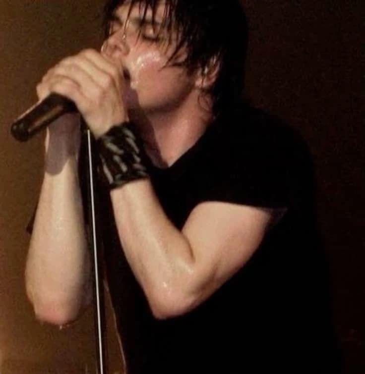 Gerard Way  thumbnail