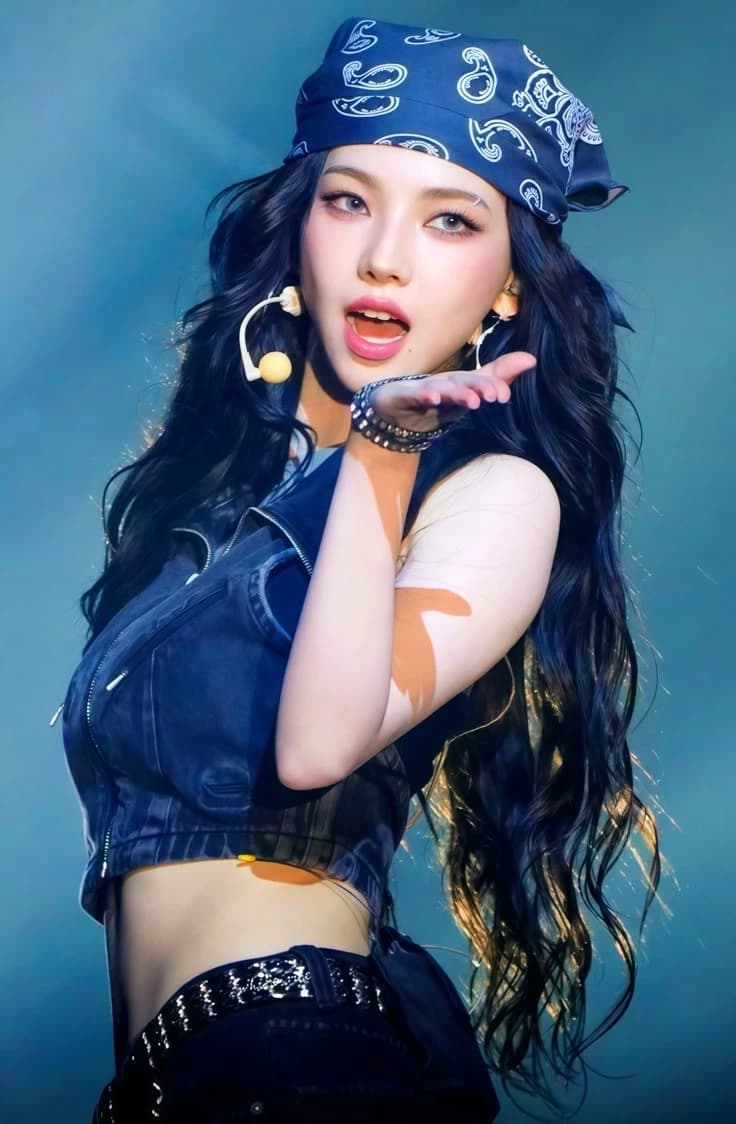 Yu Jimin (Karina) thumbnail