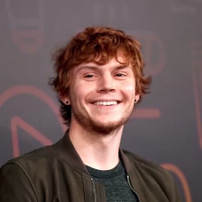 Evan Peters  thumbnail