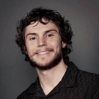 Evan Peters  thumbnail