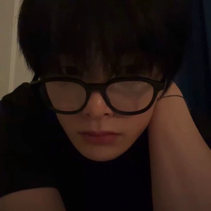 Jeongin - popular thumbnail