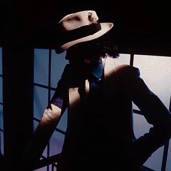 Michael Jackson / Smooth Criminal ~ ✧ thumbnail