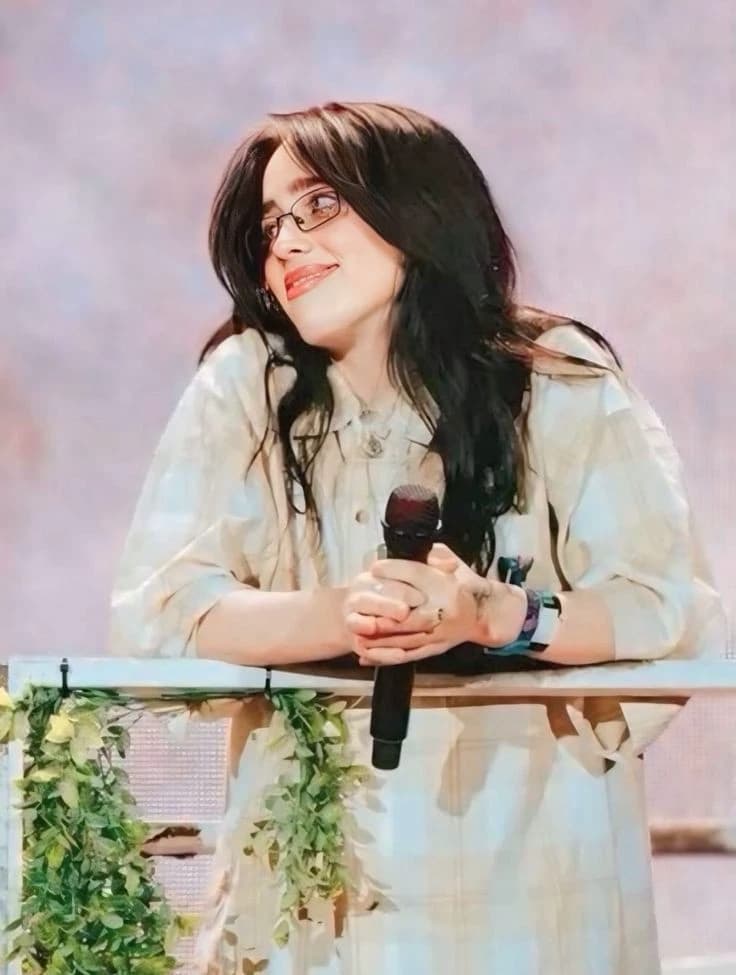 WLW/GL -billie elish- thumbnail